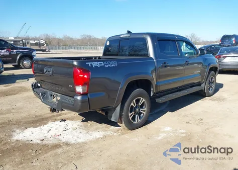 2017 Toyota Tacoma Trd Sport z USA, uszkodzony, nr VIN 3TMCZ5AN9HM110130